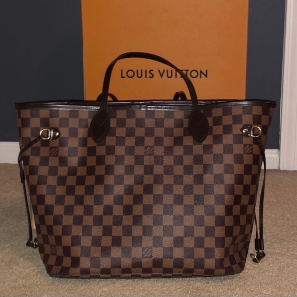 Authentic Louis Vuitton Neverfull MM